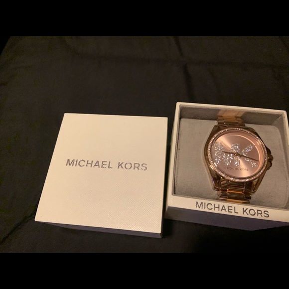 Brand New Michael Kors Watch!! main image 5